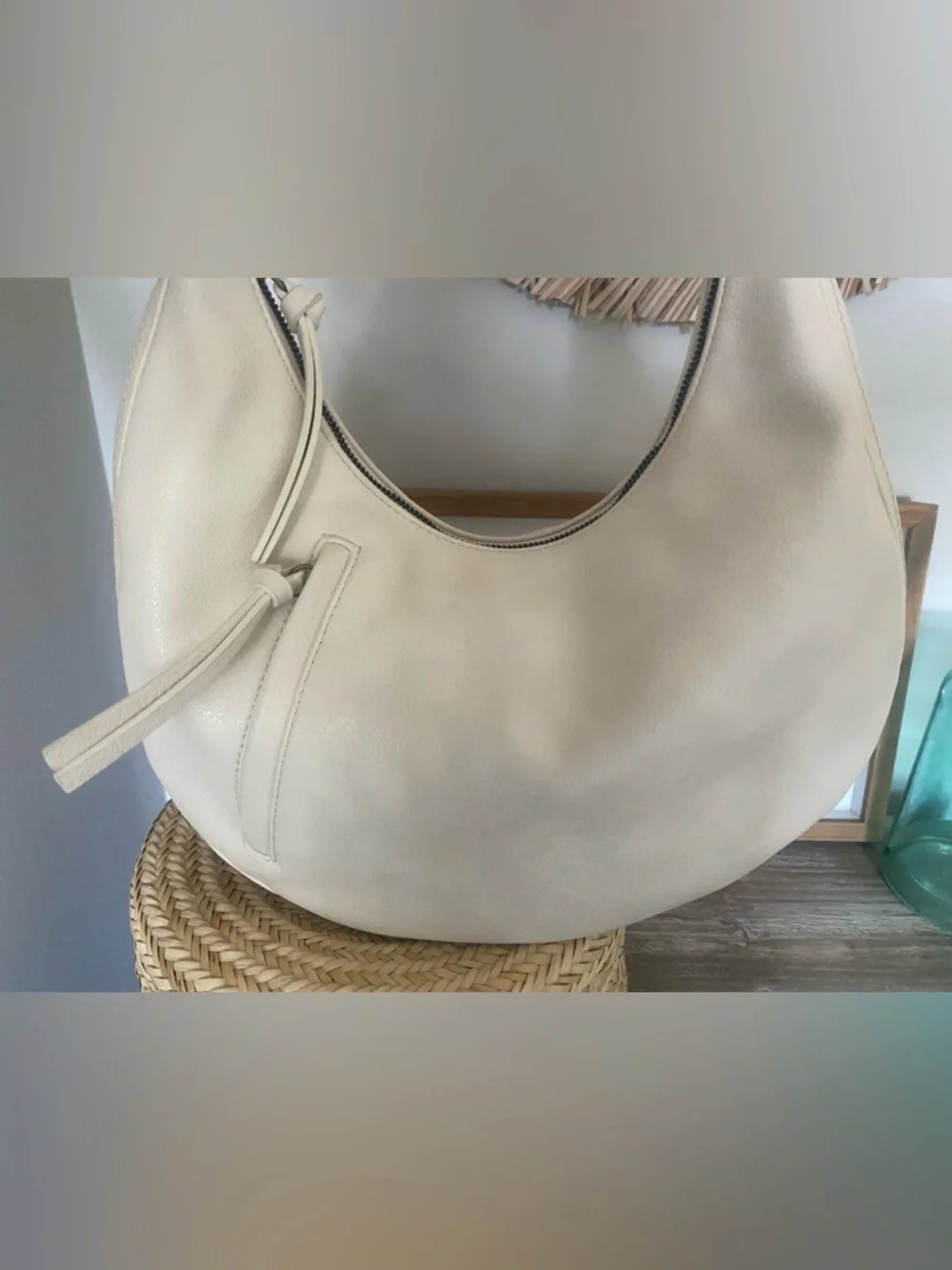Sonoma Goods For Life Cream Heimana Hobo Sling Shoulder Bag Vegan Leather 🐚
